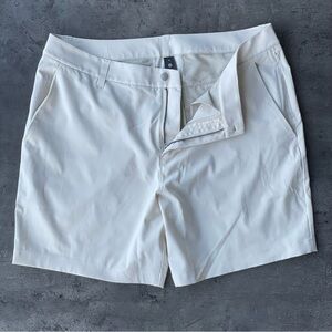 Lululemon Men’s ABC classic 7” short (color:bone)